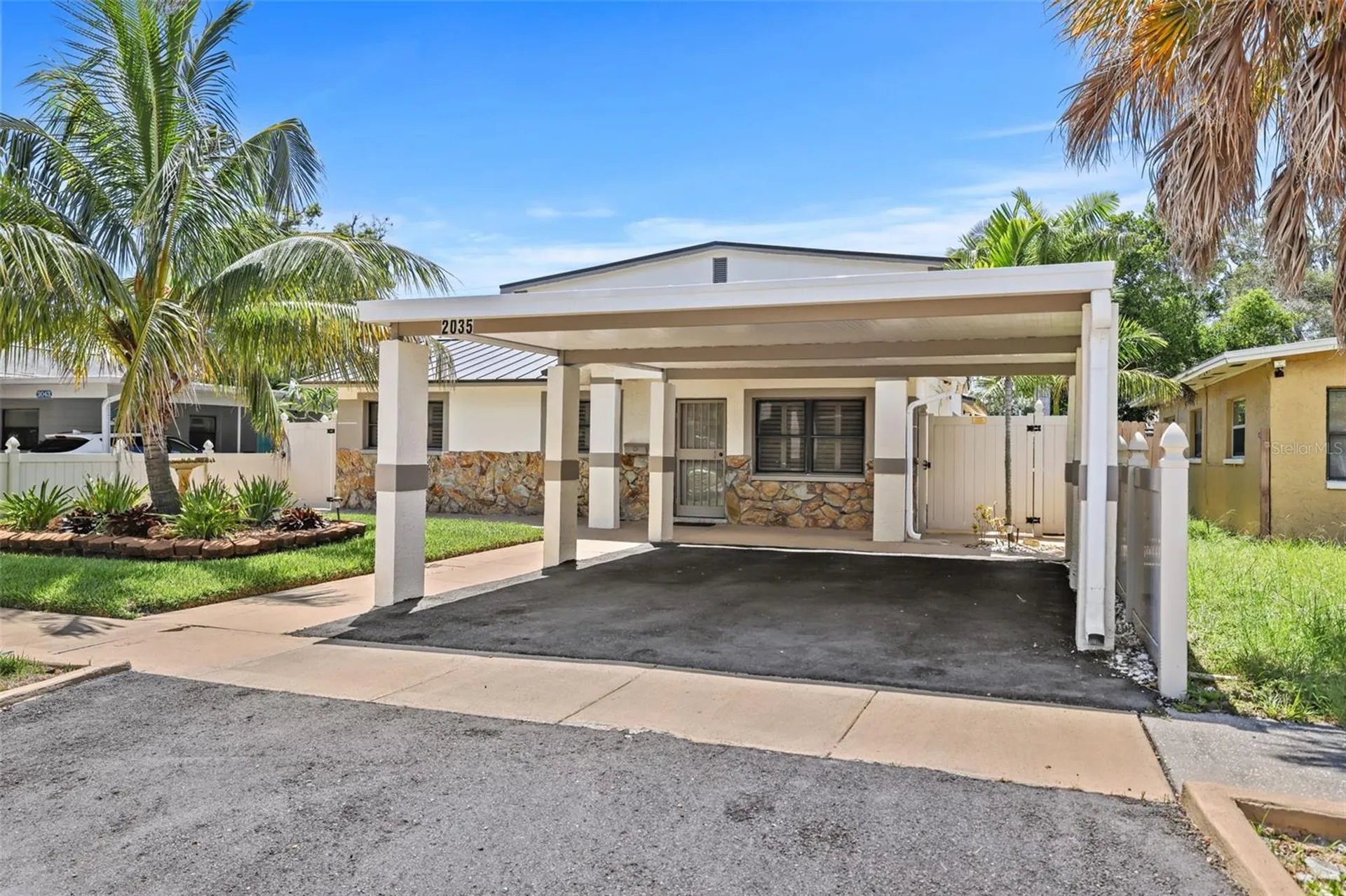 2035 28th Street S St Petersburg FL 33712