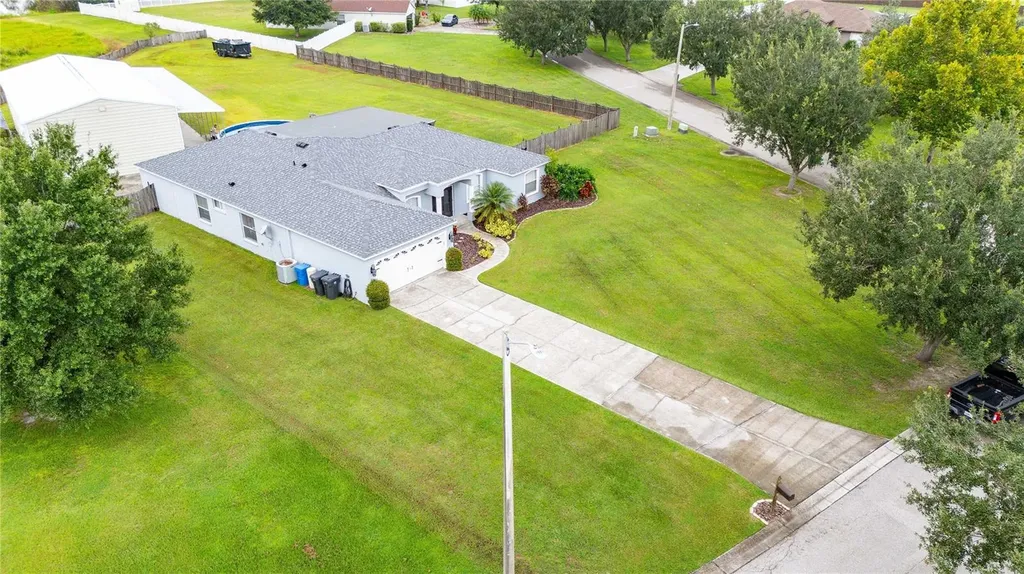 1552 Avondale Ridge Drive Plant City FL 33567