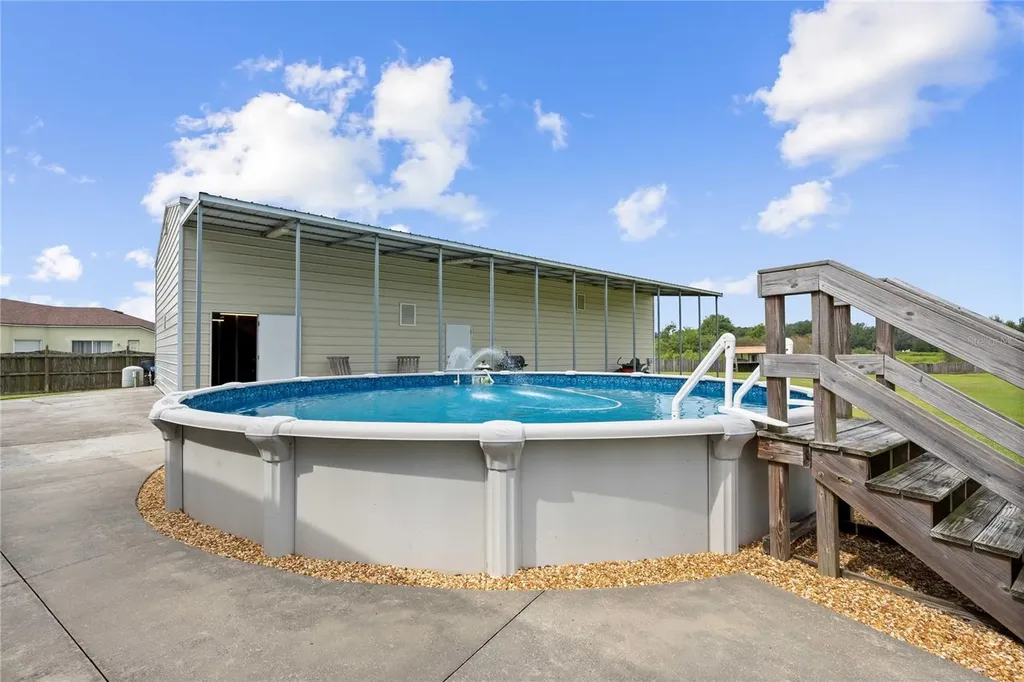 1552 Avondale Ridge Drive Plant City FL 33567