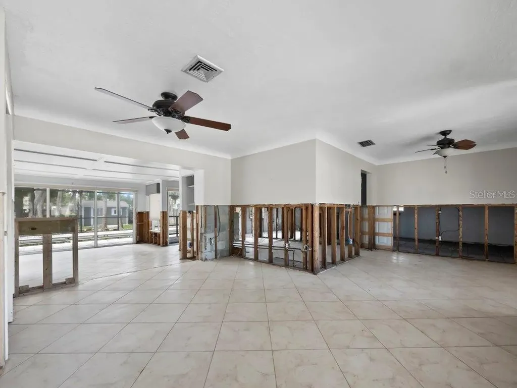 153 N Adams Drive Sarasota FL 34236