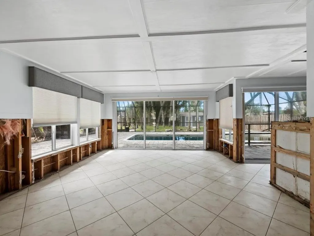153 N Adams Drive Sarasota FL 34236