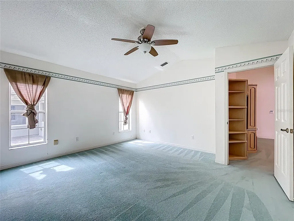 5518 Queen Victoria Drive Leesburg FL 34748