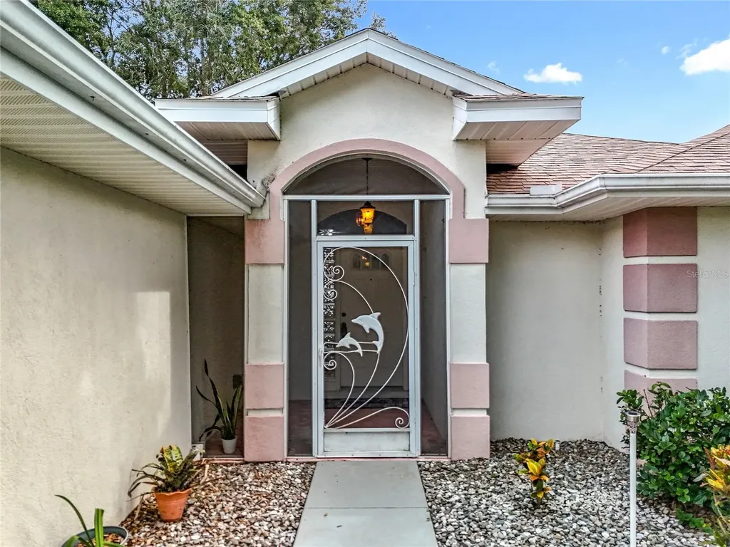 5518 Queen Victoria Drive Leesburg FL 34748