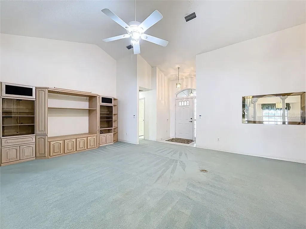 5518 Queen Victoria Drive Leesburg FL 34748