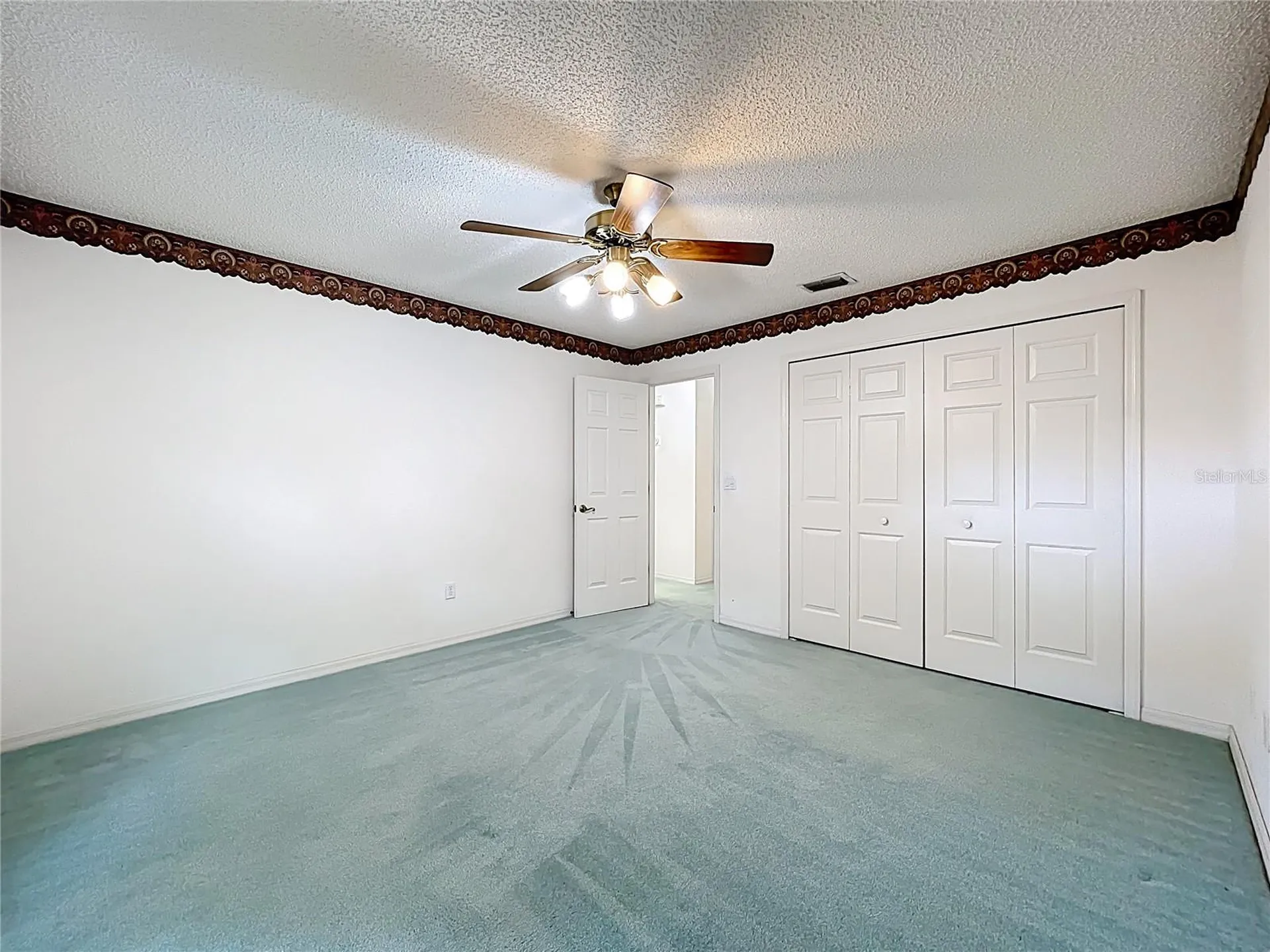 5518 Queen Victoria Drive Leesburg FL 34748