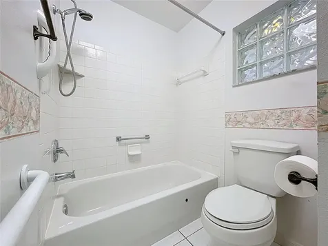 5518 Queen Victoria Drive Leesburg FL 34748
