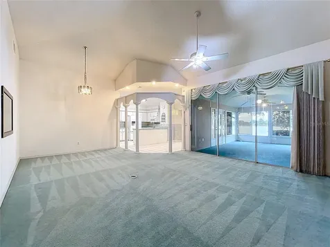 5518 Queen Victoria Drive Leesburg FL 34748