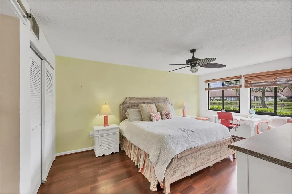 5216 Lake Village Drive Sarasota FL 34235