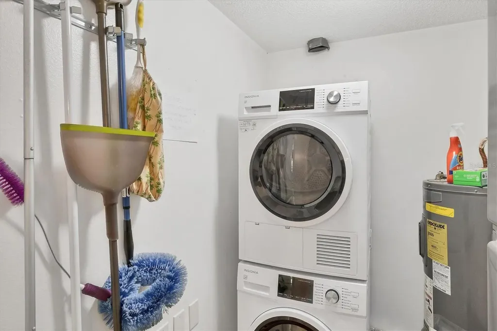 5216 Lake Village Drive Sarasota FL 34235