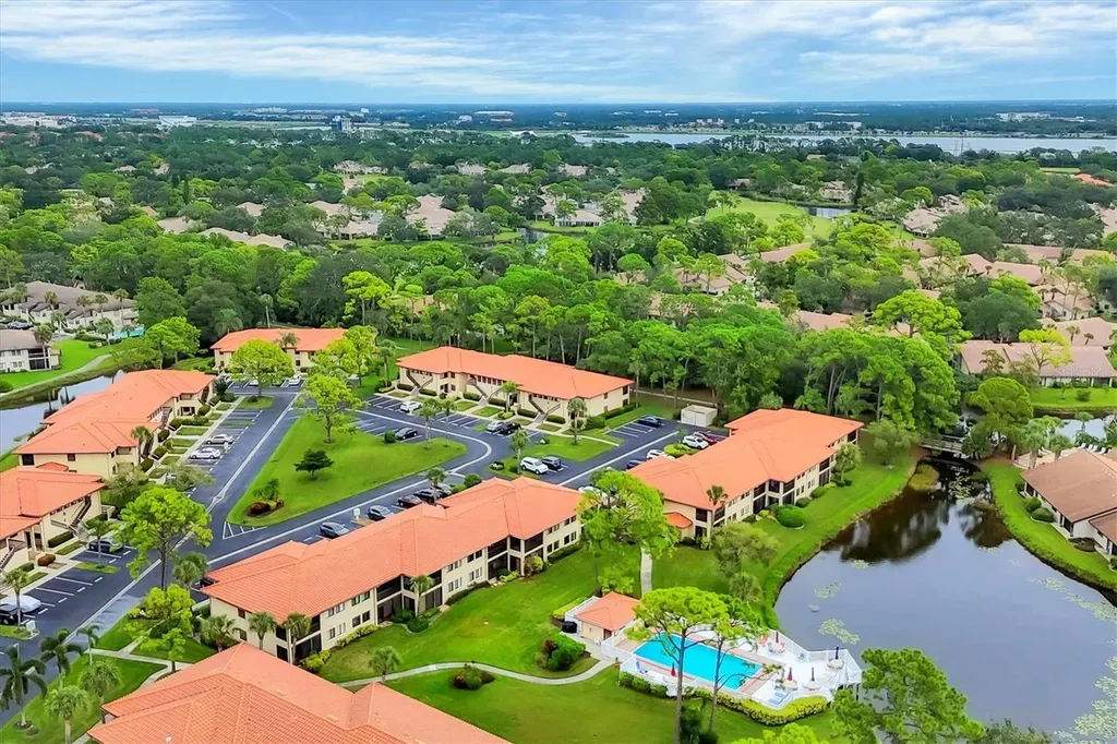 5216 Lake Village Drive Sarasota FL 34235