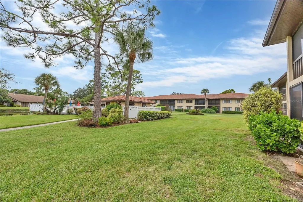 5216 Lake Village Drive Sarasota FL 34235