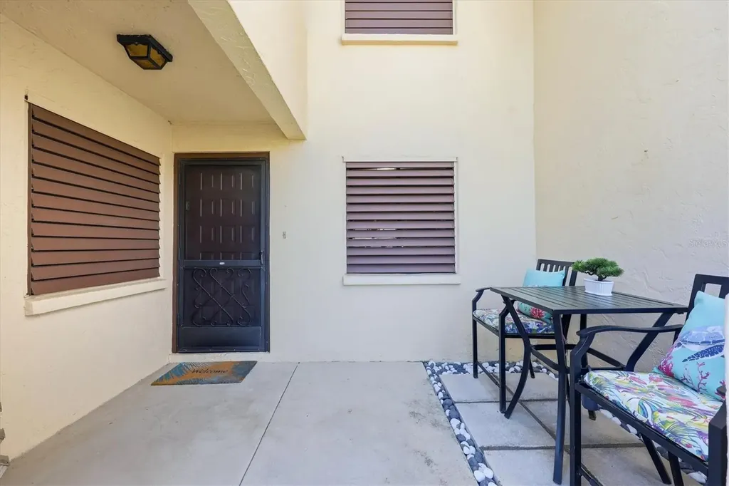 5216 Lake Village Drive Sarasota FL 34235