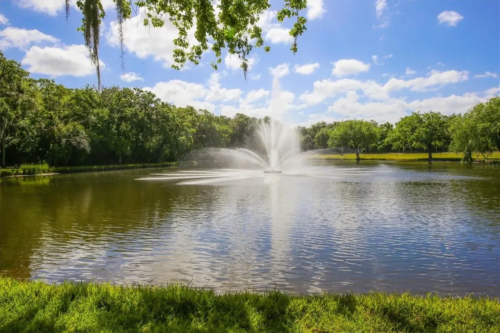 5216 Lake Village Drive Sarasota FL 34235