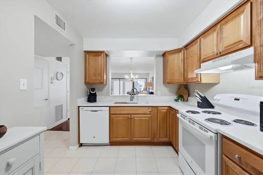 5216 Lake Village Drive Sarasota FL 34235