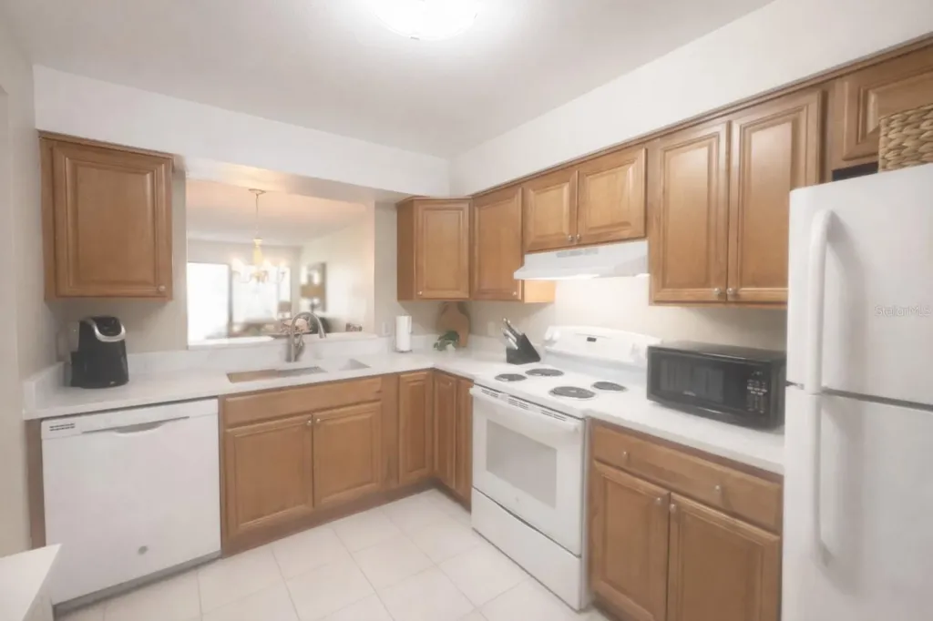 5216 Lake Village Drive Sarasota FL 34235