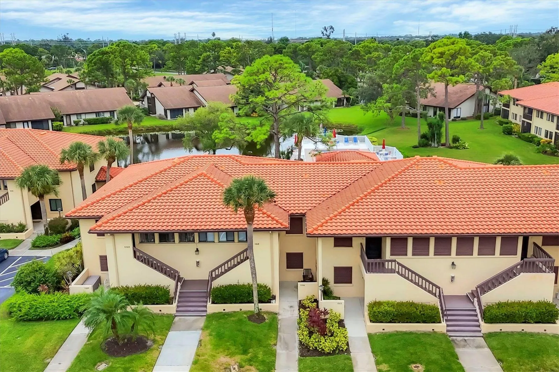 5216 Lake Village Drive Sarasota FL 34235