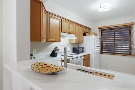 5216 Lake Village Drive Sarasota FL 34235