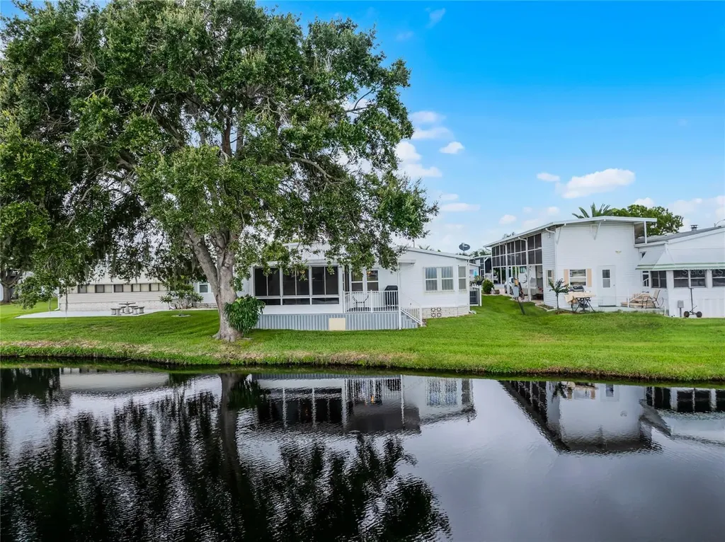 5001 Mount Olive Shores Drive Polk City FL 33868