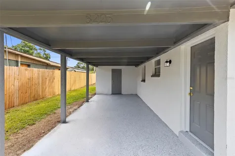 3226 Clifford Sample Drive Tampa FL 33619