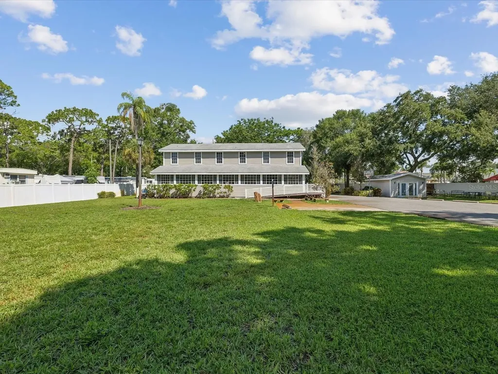 1055 Philippe Parkway Safety Harbor FL 34695