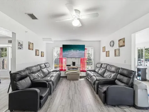 1055 Philippe Parkway Safety Harbor FL 34695