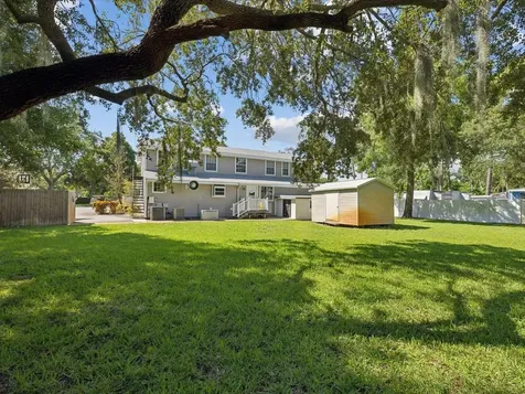 1055 Philippe Parkway Safety Harbor FL 34695