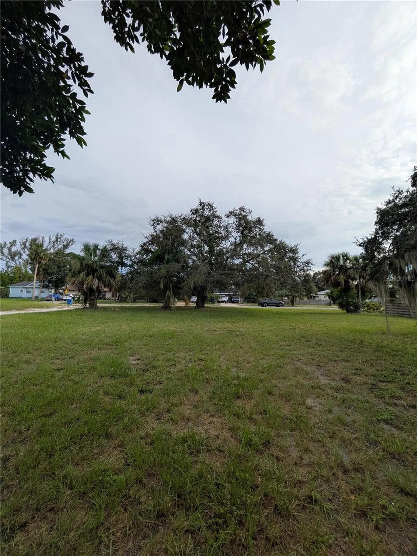 731 36th Avenue S St Petersburg FL 33705