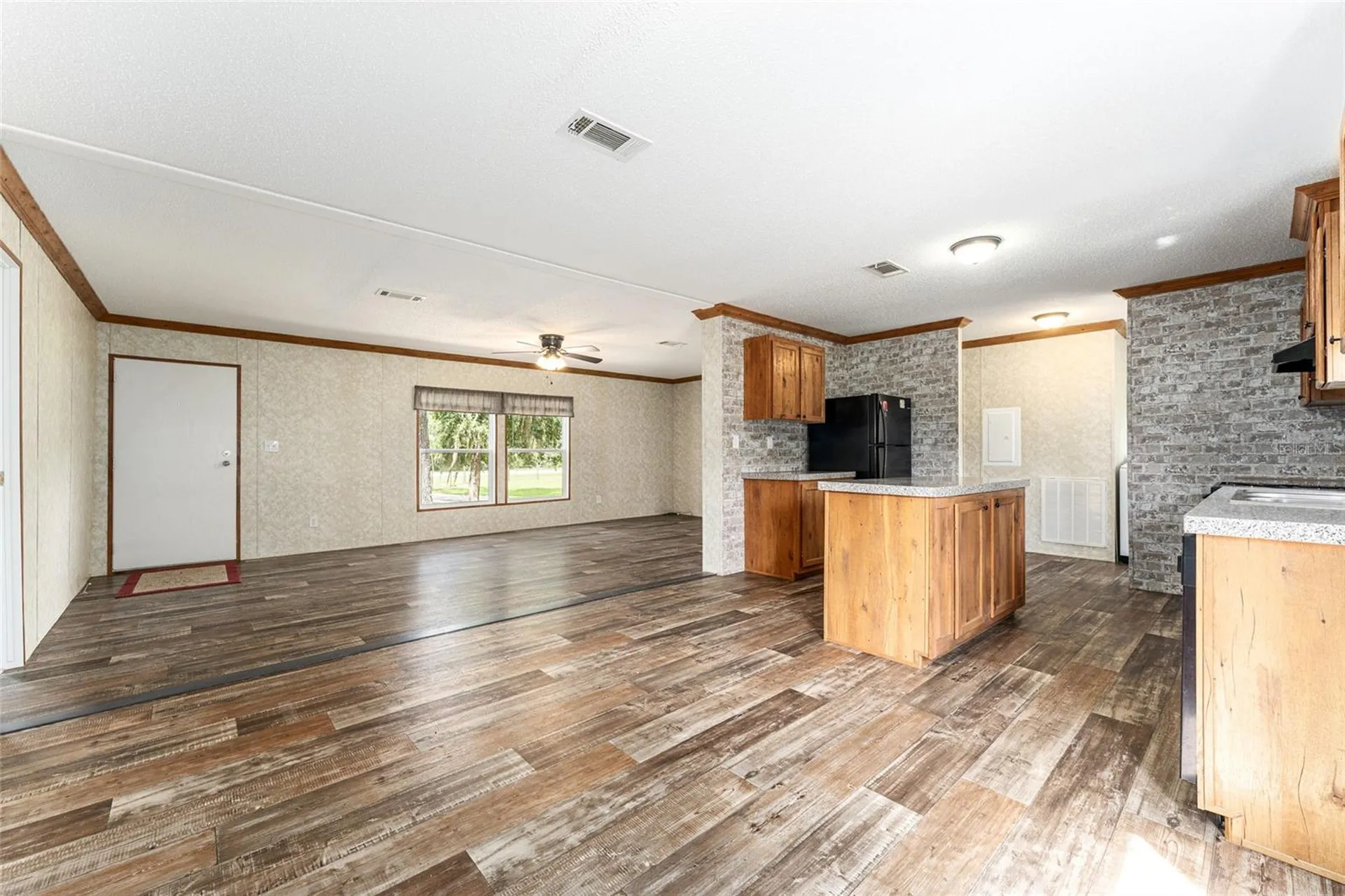 770 S County Road 21 Hawthorne FL 32640
