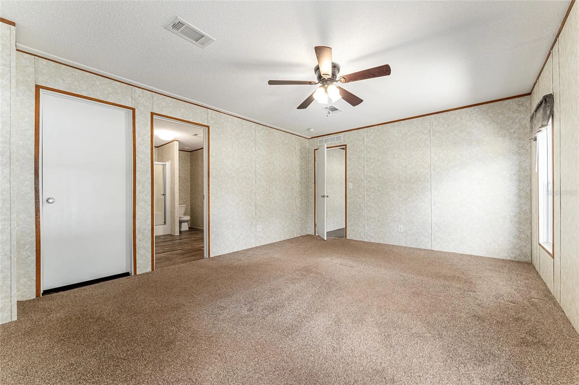 770 S County Road 21 Hawthorne FL 32640