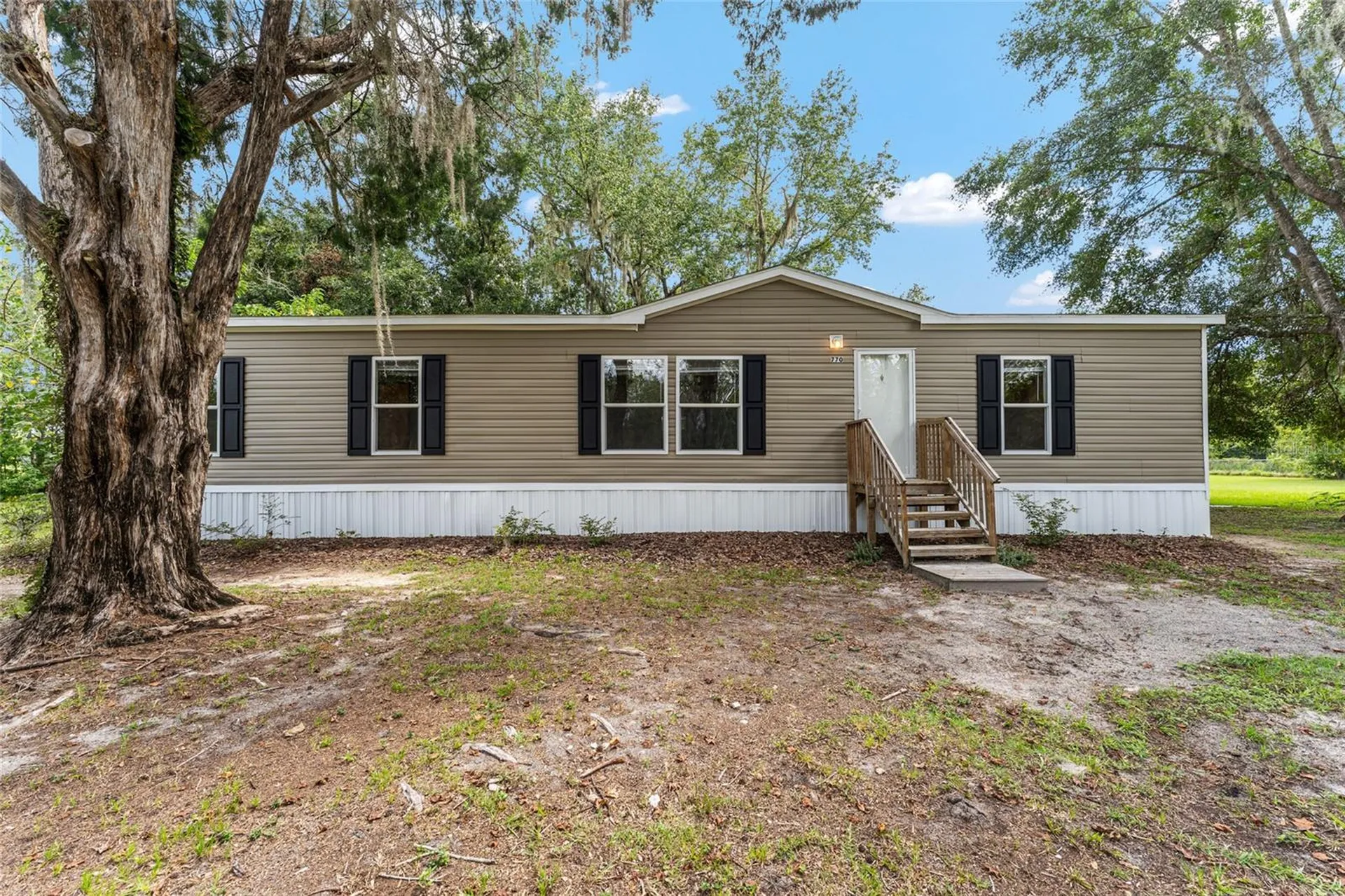 770 S County Road 21 Hawthorne FL 32640