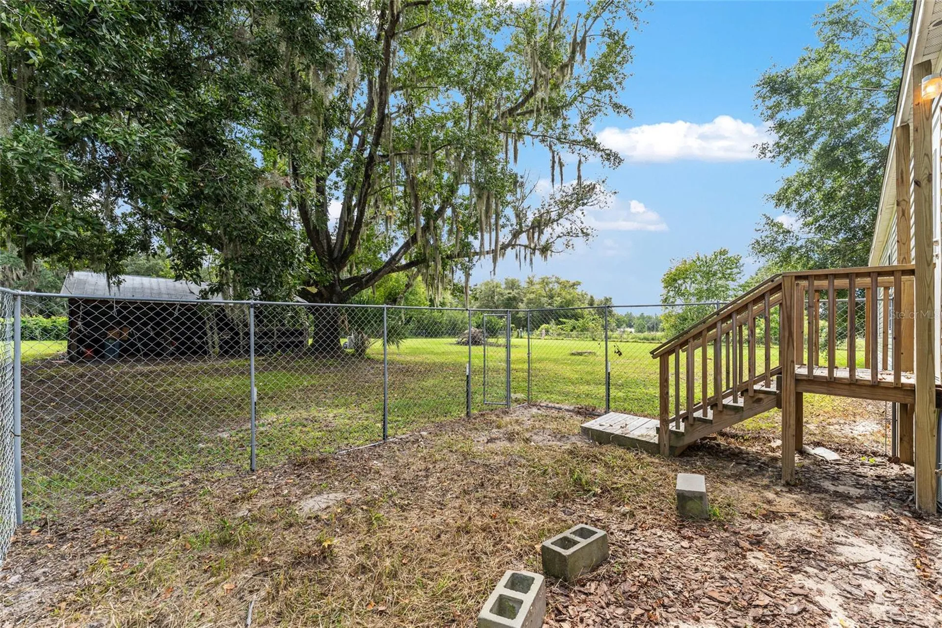 770 S County Road 21 Hawthorne FL 32640