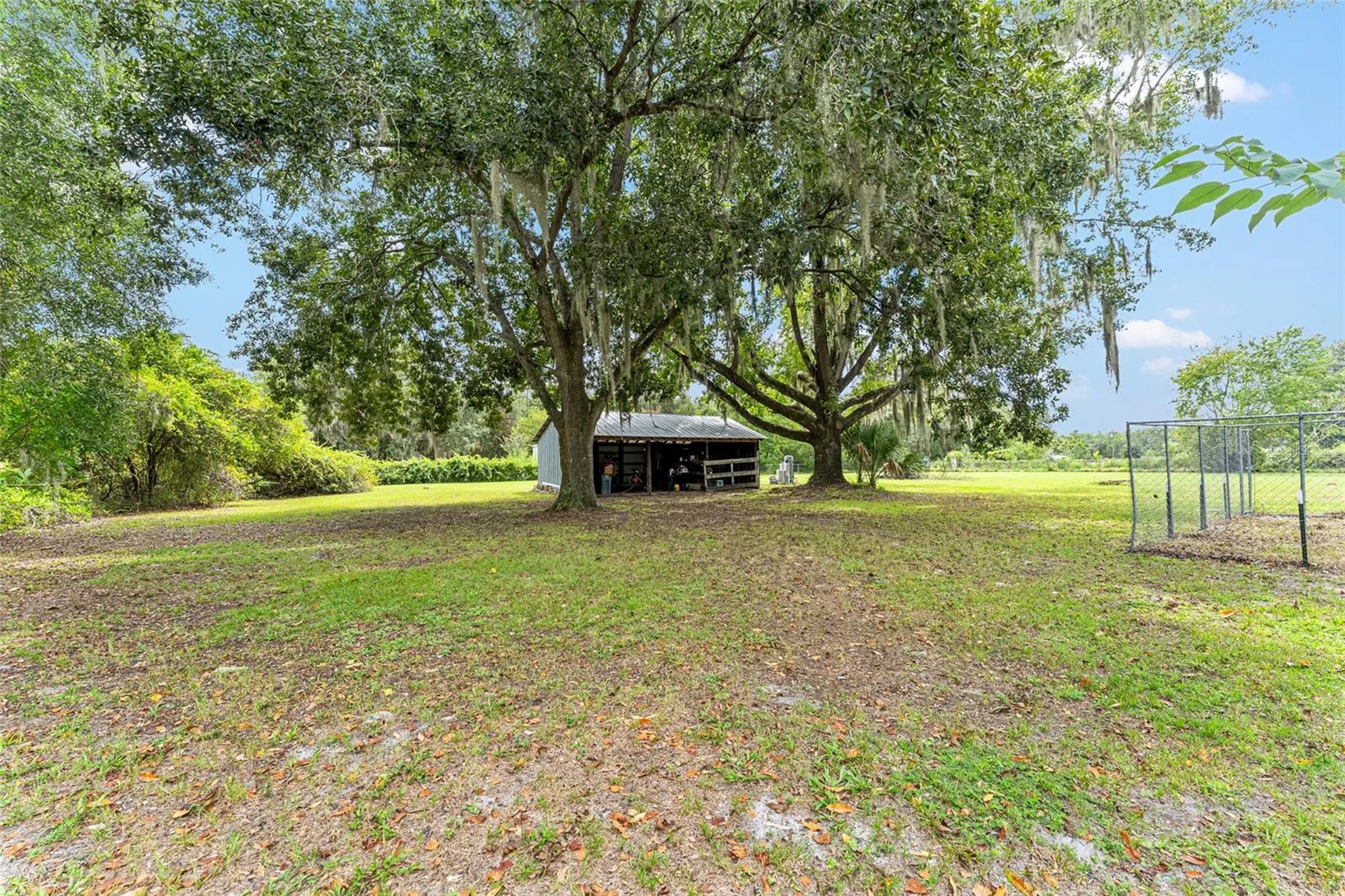 770 S County Road 21 Hawthorne FL 32640