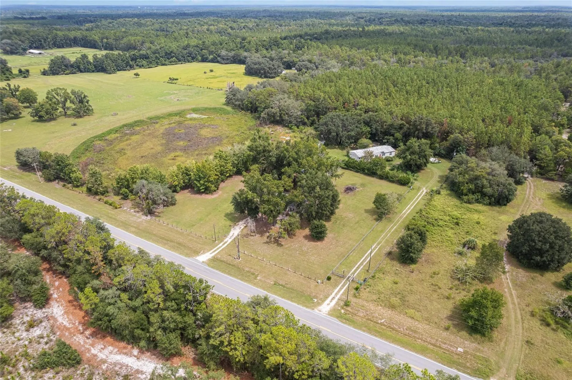 770 S County Road 21 Hawthorne FL 32640