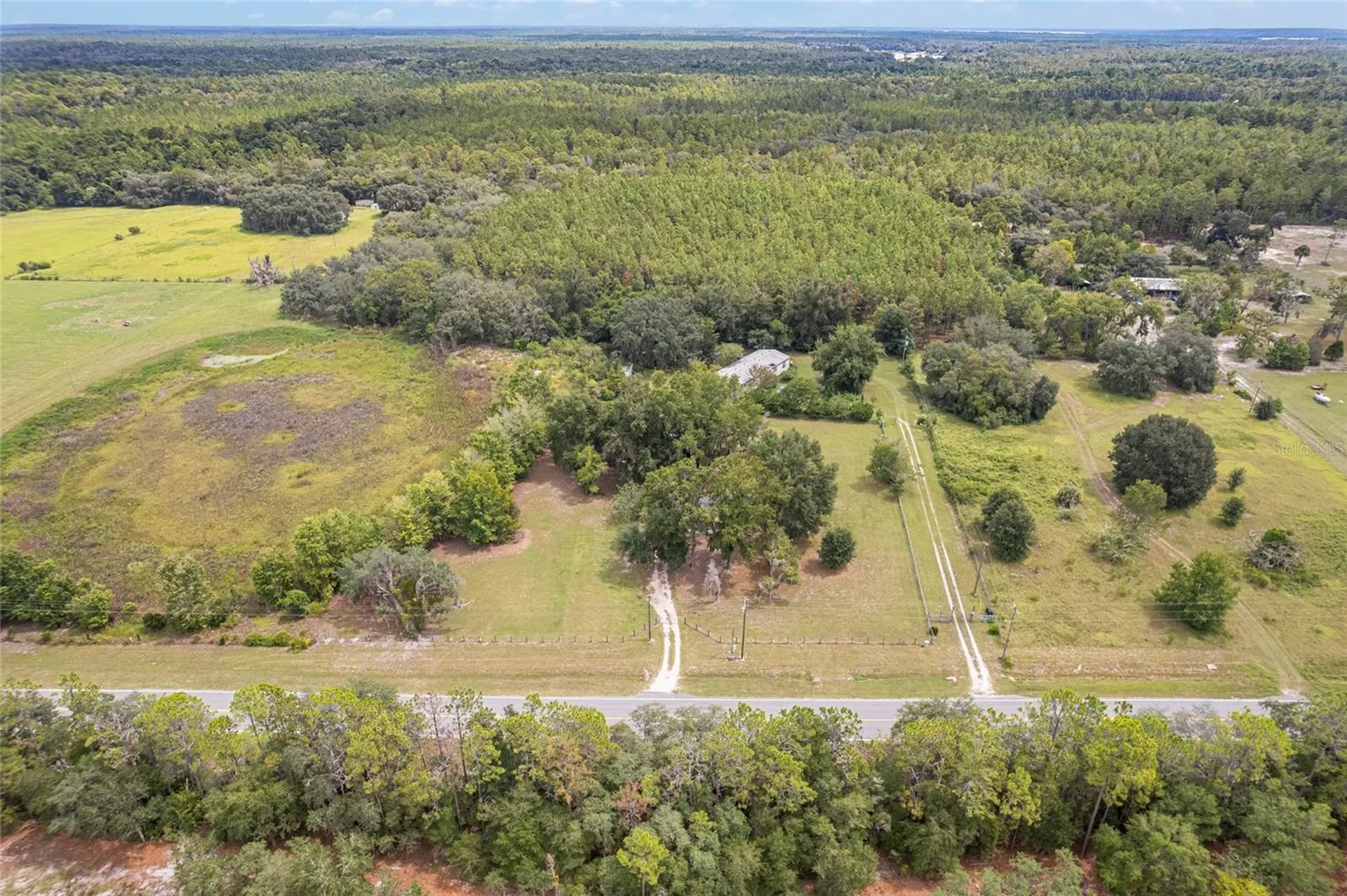 770 S County Road 21 Hawthorne FL 32640