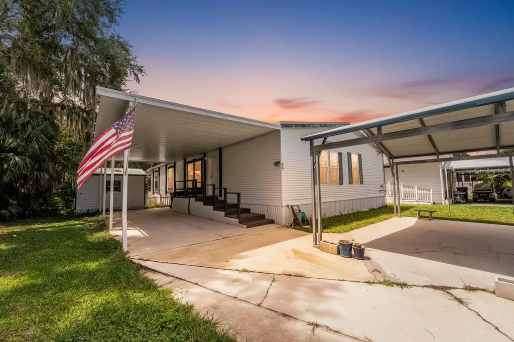 55 Rosalie Oaks Boulevard Lake Wales FL 33898