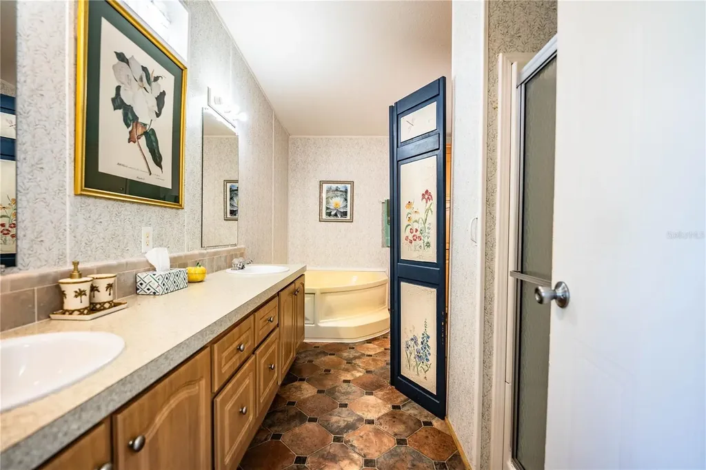 55 Rosalie Oaks Boulevard Lake Wales FL 33898