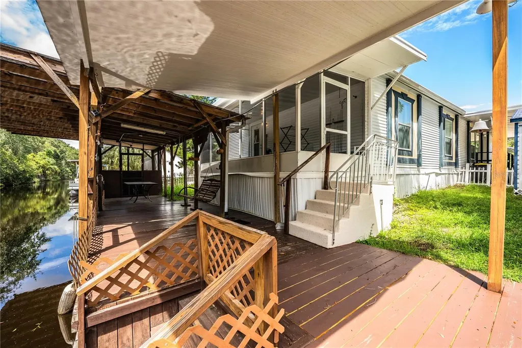 55 Rosalie Oaks Boulevard Lake Wales FL 33898