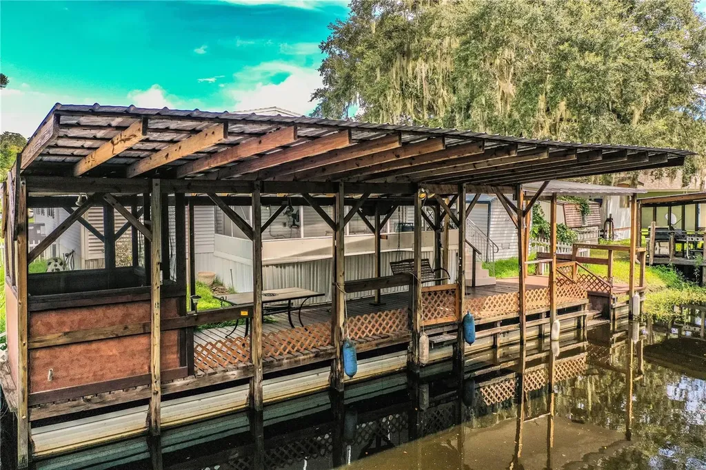 55 Rosalie Oaks Boulevard Lake Wales FL 33898