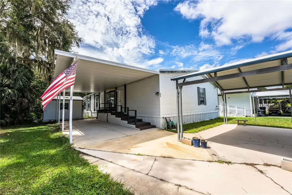 55 Rosalie Oaks Boulevard Lake Wales FL 33898