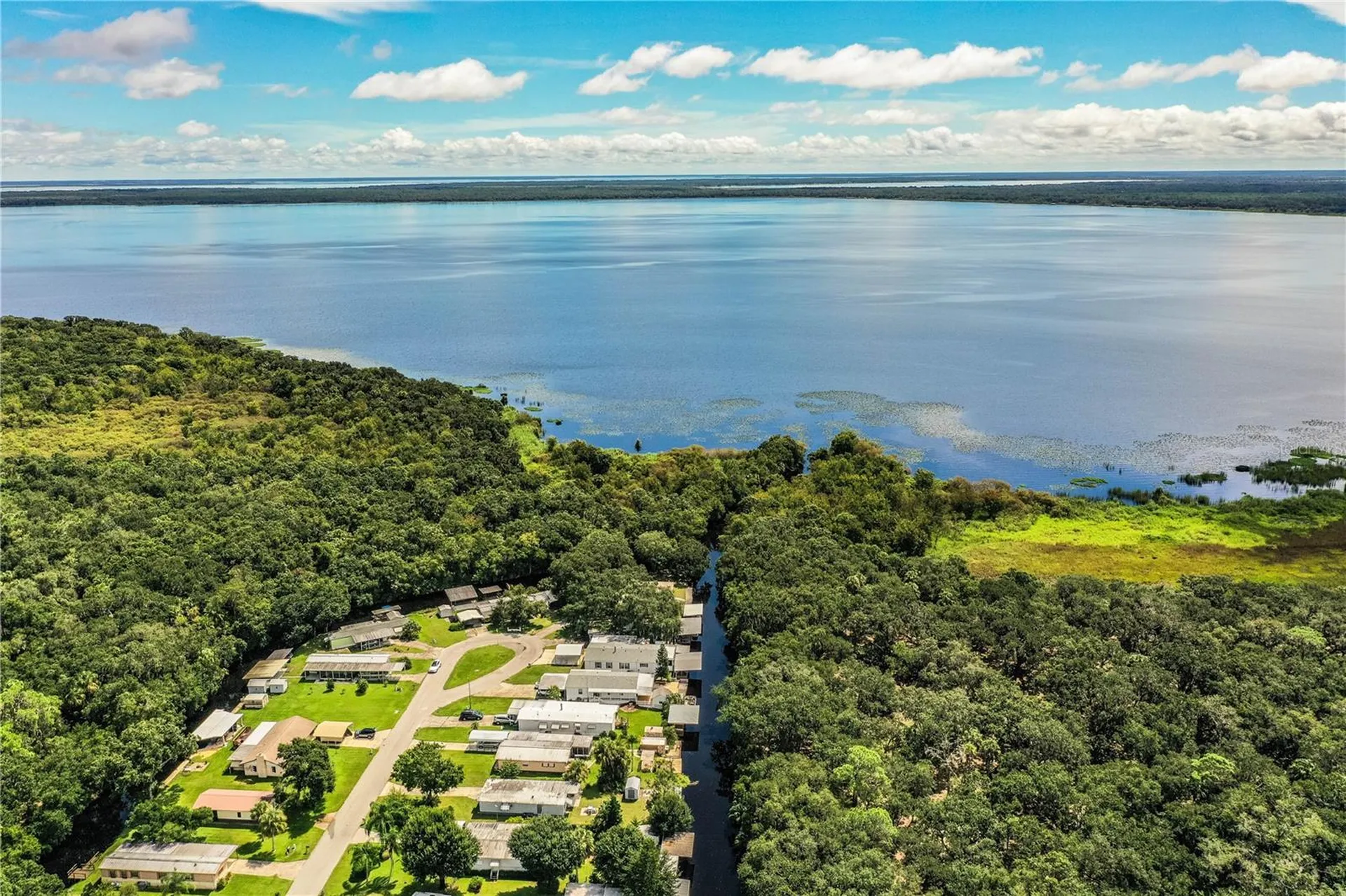 55 Rosalie Oaks Boulevard Lake Wales FL 33898