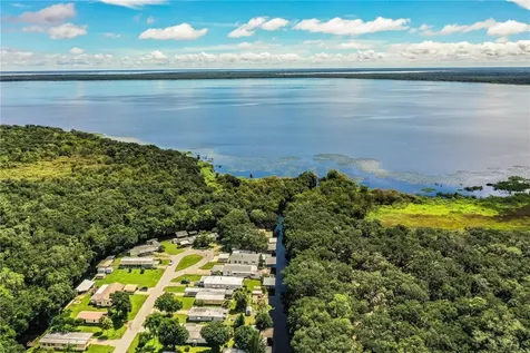 55 Rosalie Oaks Boulevard Lake Wales FL 33898