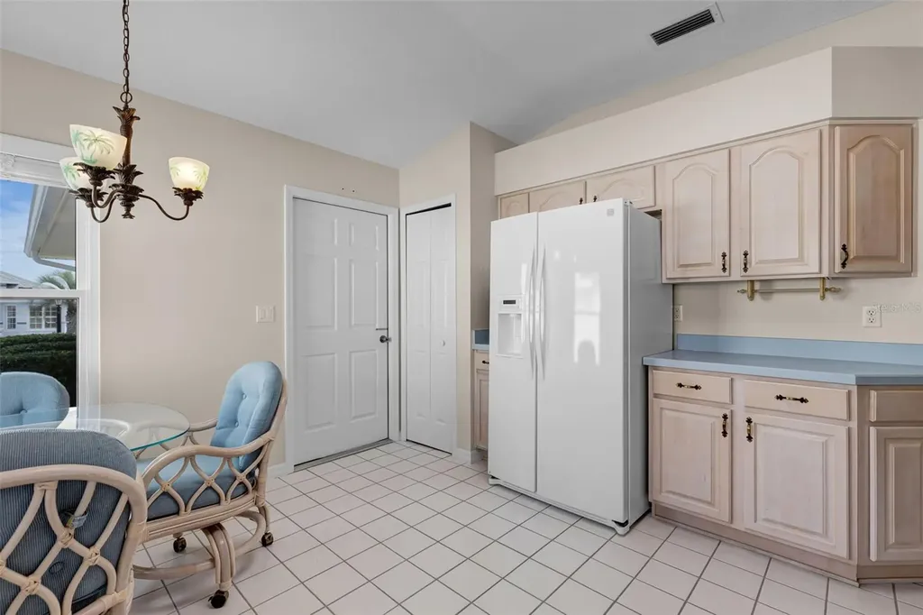 21737 King John Street Leesburg FL 34748