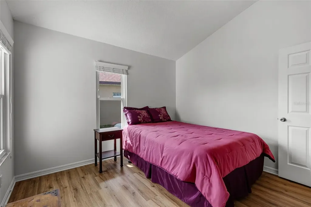 21737 King John Street Leesburg FL 34748