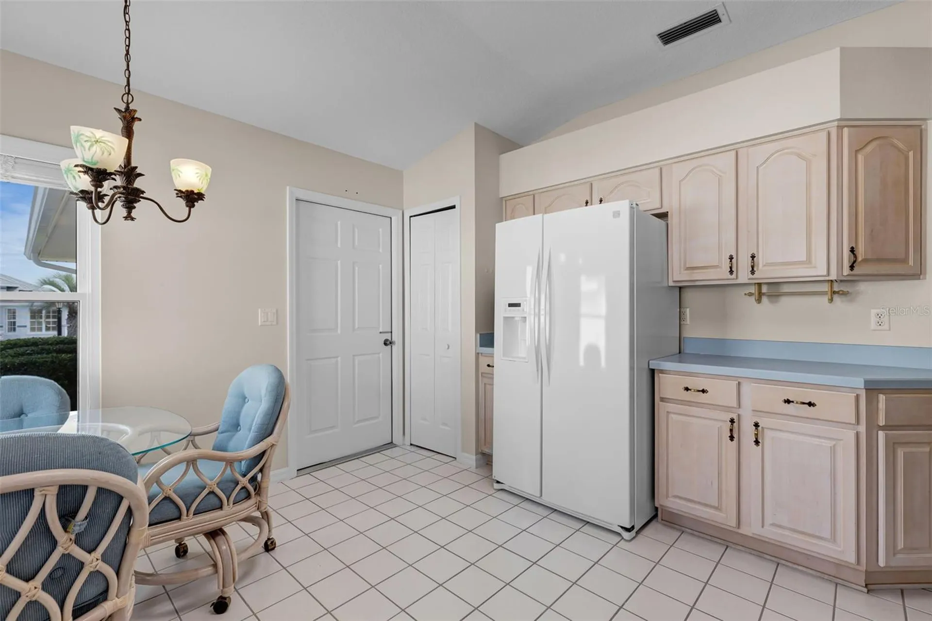 21737 King John Street Leesburg FL 34748