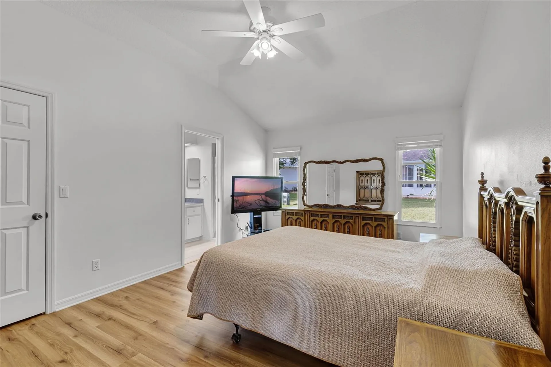 21737 King John Street Leesburg FL 34748