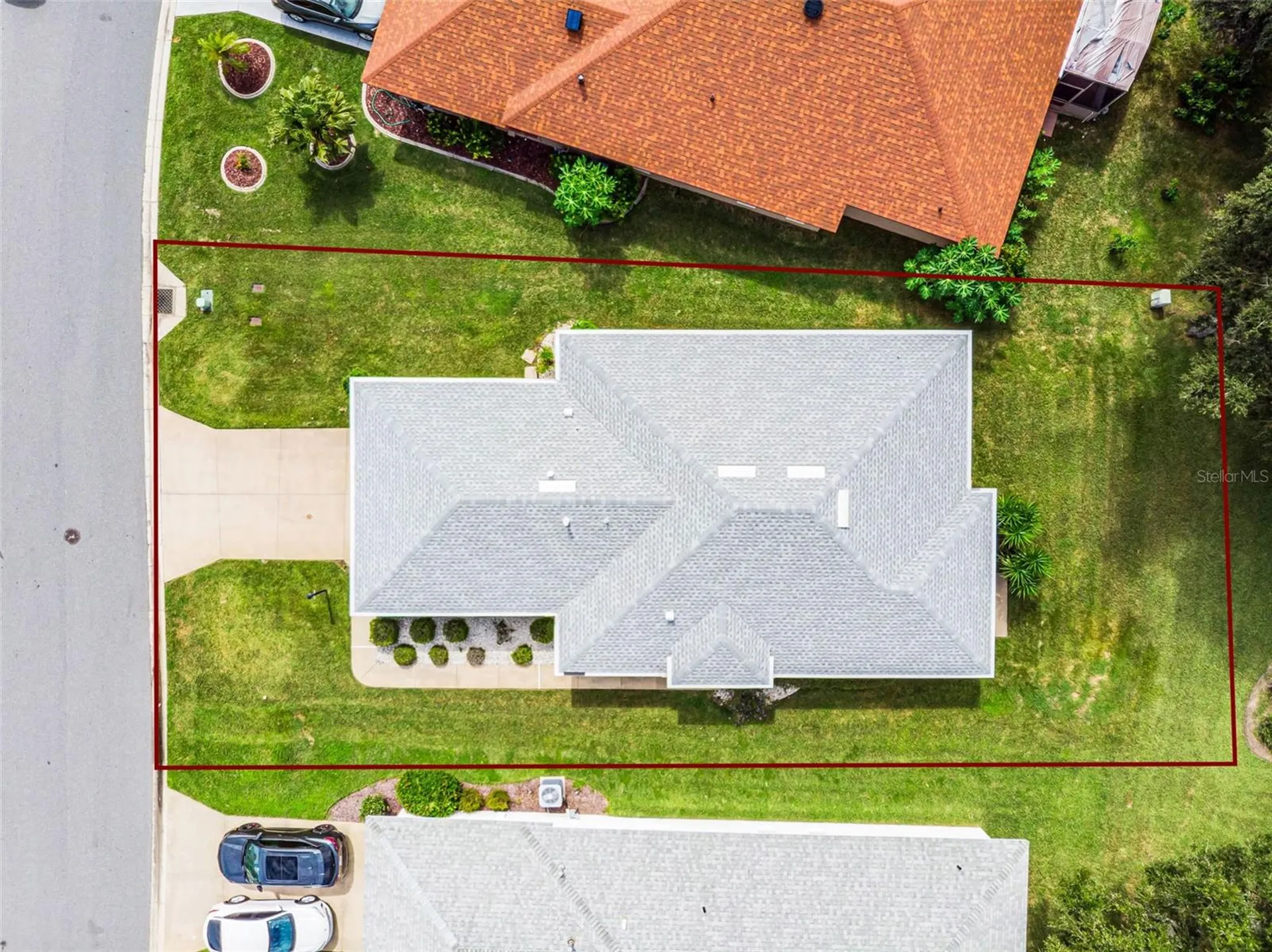 21737 King John Street Leesburg FL 34748