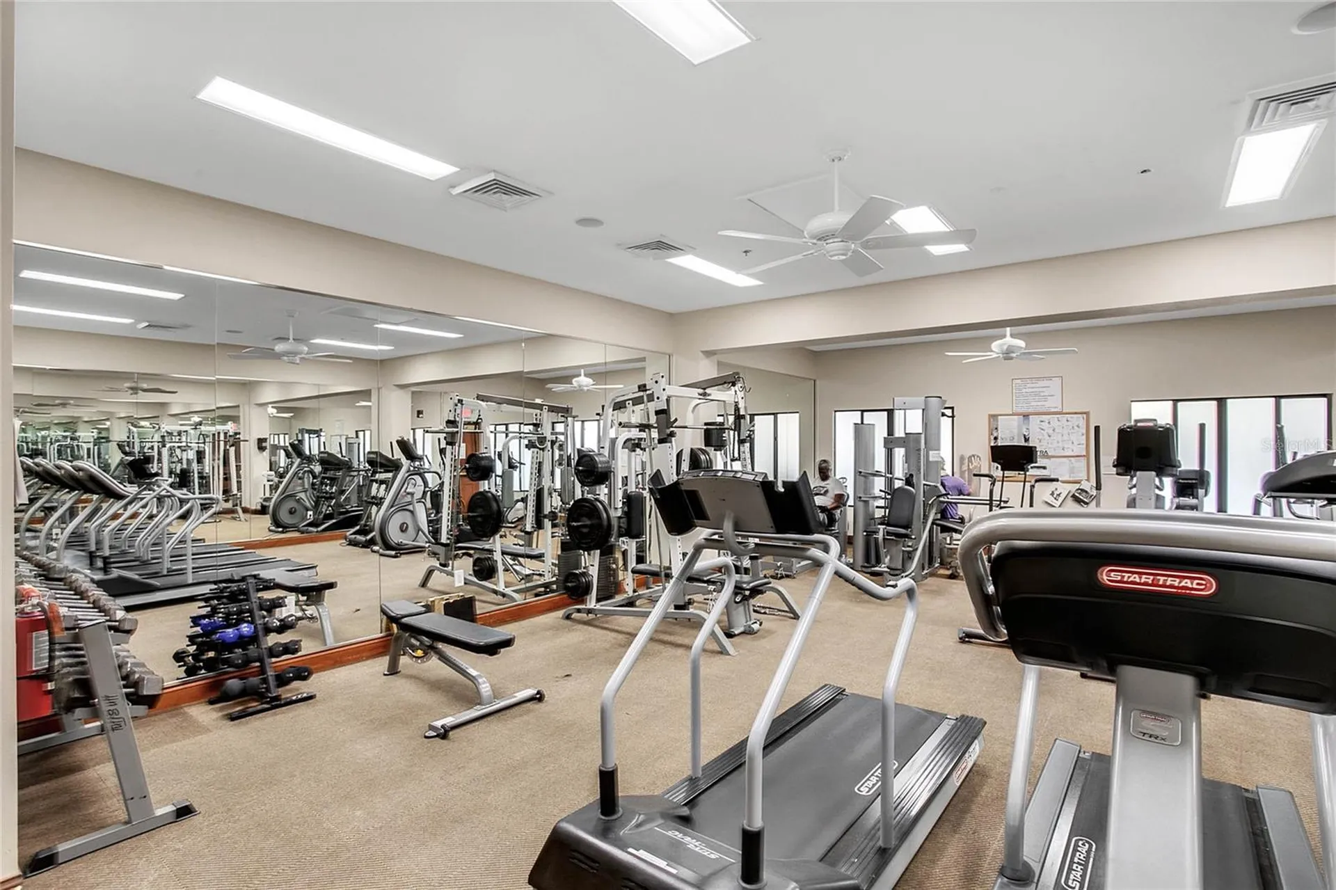 21737 King John Street Leesburg FL 34748