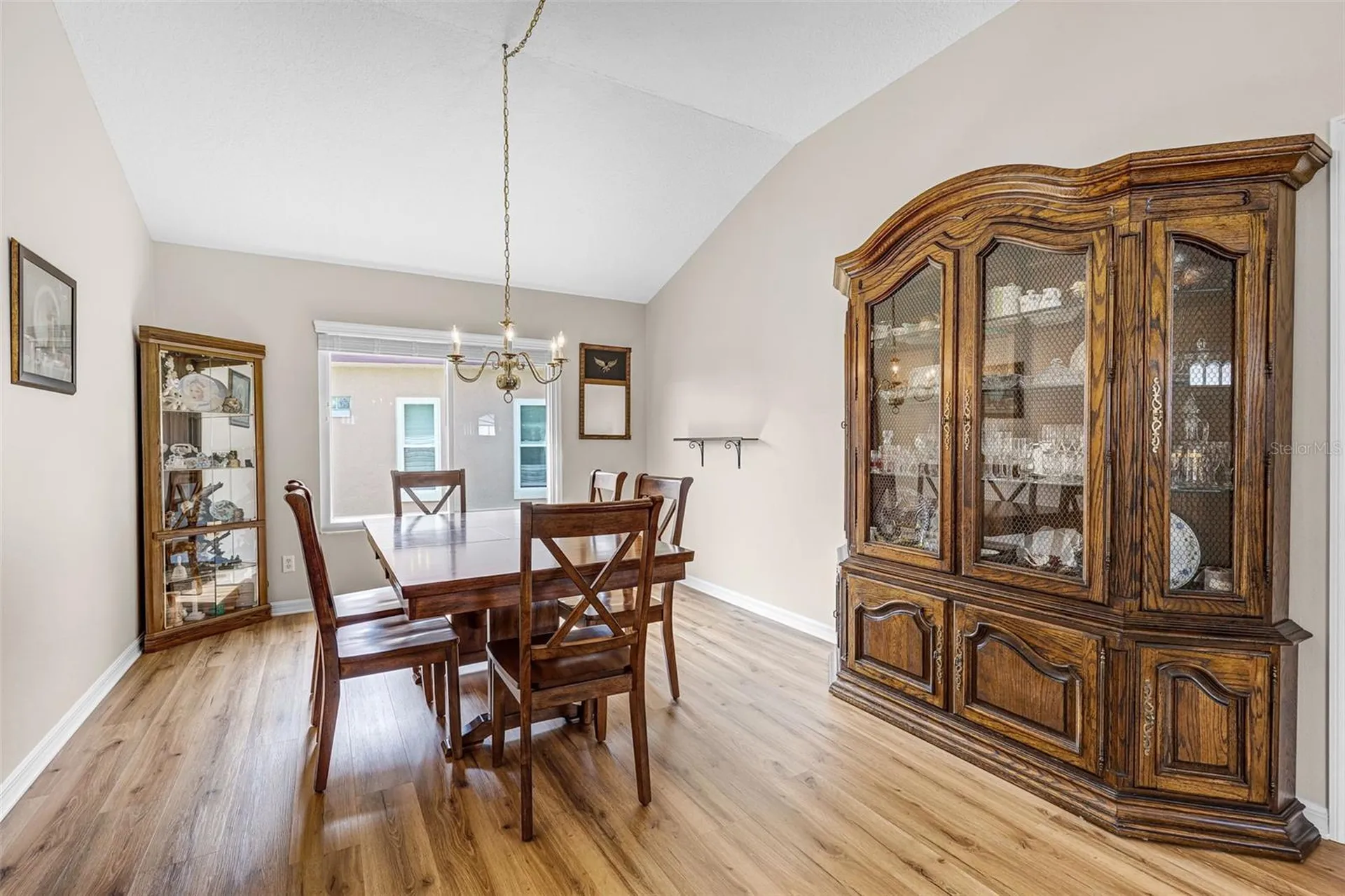 21737 King John Street Leesburg FL 34748