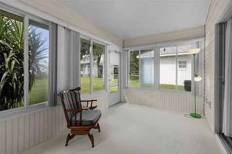21737 King John Street Leesburg FL 34748