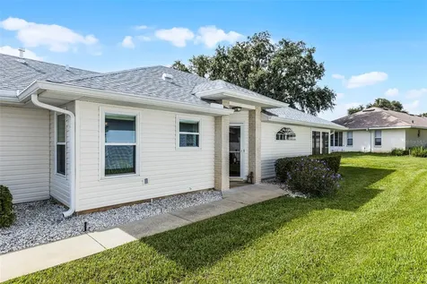 21737 King John Street Leesburg FL 34748